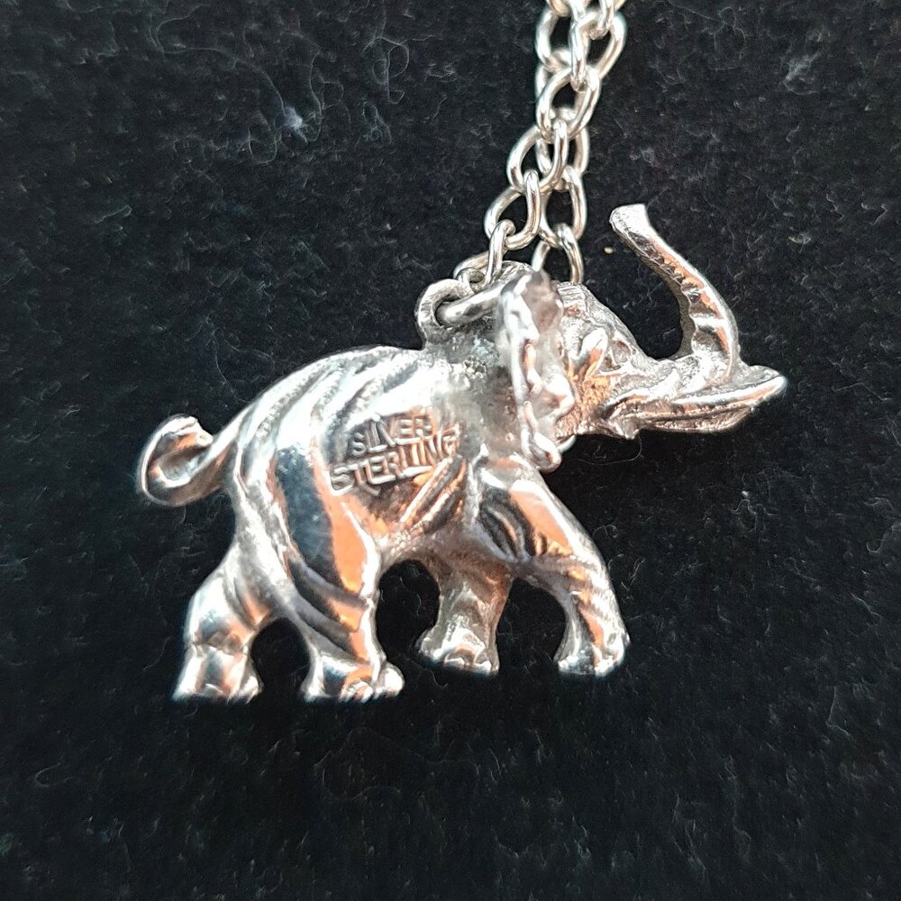 Vintage Sterling Silver Elephant Pendant Olink Claspless Pullover Necklace
